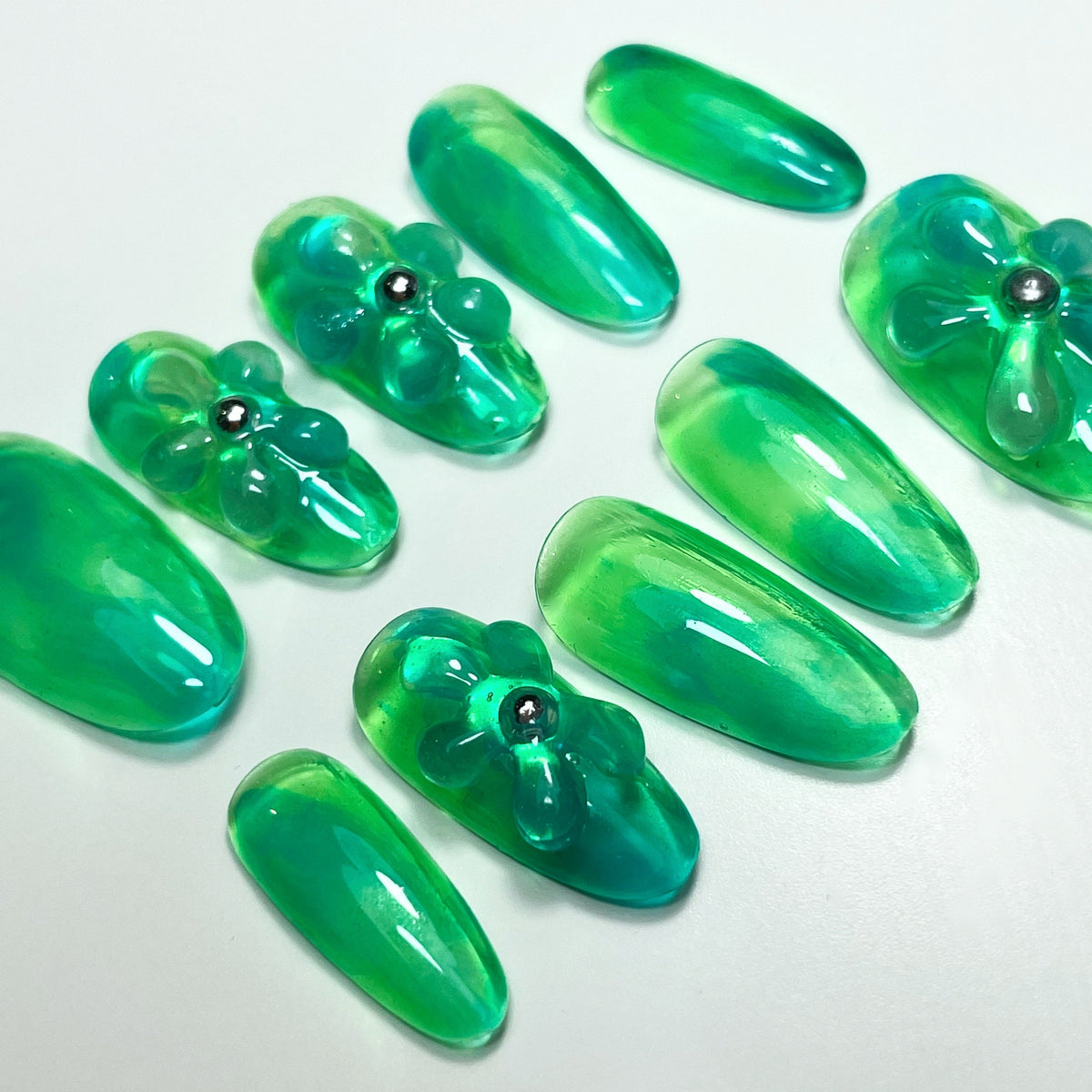 Angel City Nails Jade Daisy Set