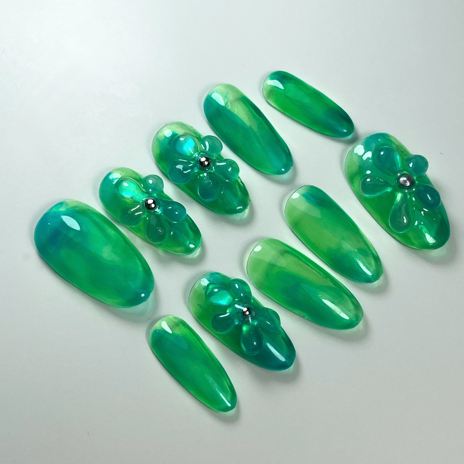 Angel City Nails Jade Daisy Set