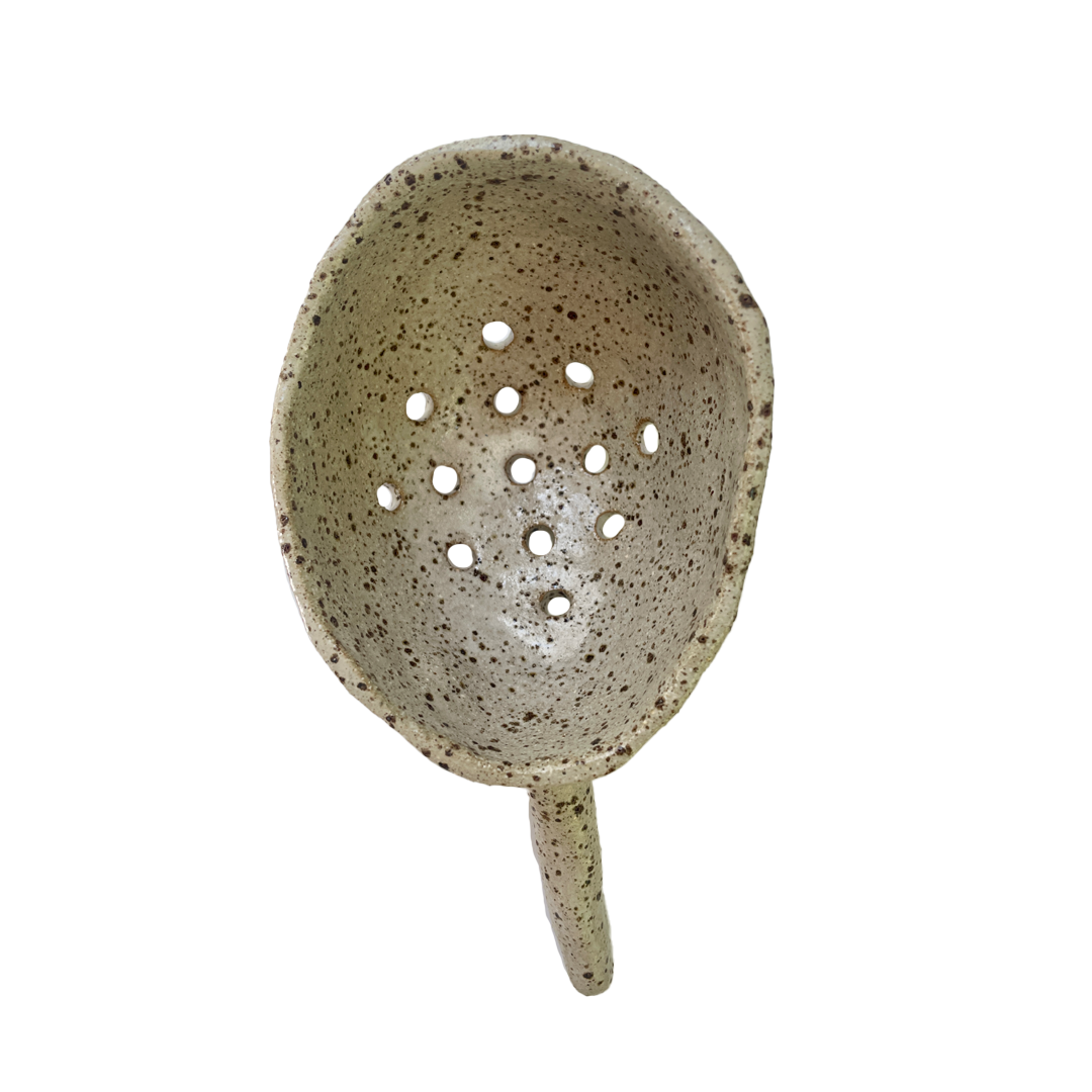 Chrissie Hogan L Strainer