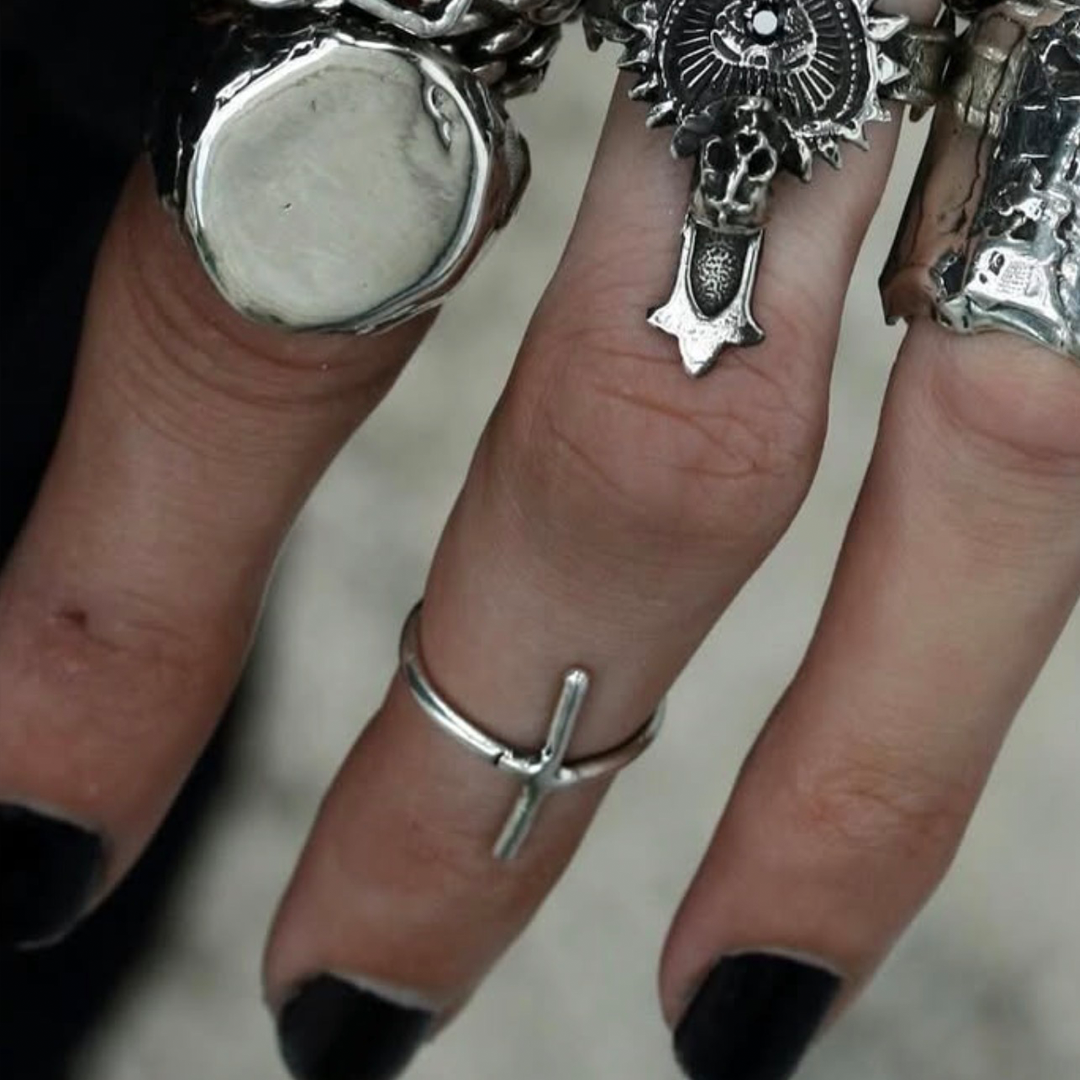 ÎMMØRTALË Jewellery Cross Midi-Ring