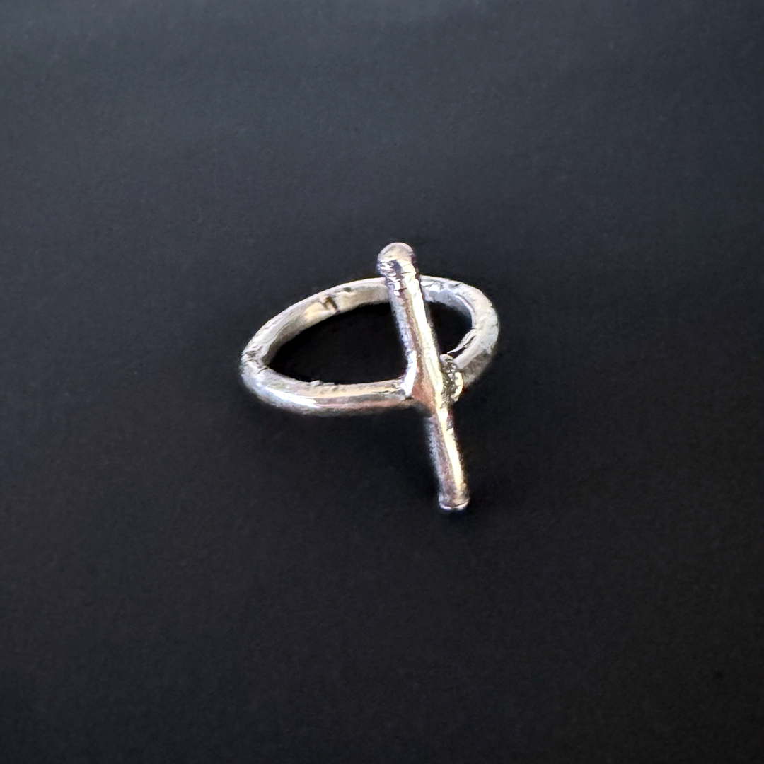 ÎMMØRTALË Jewellery Cross Midi-Ring