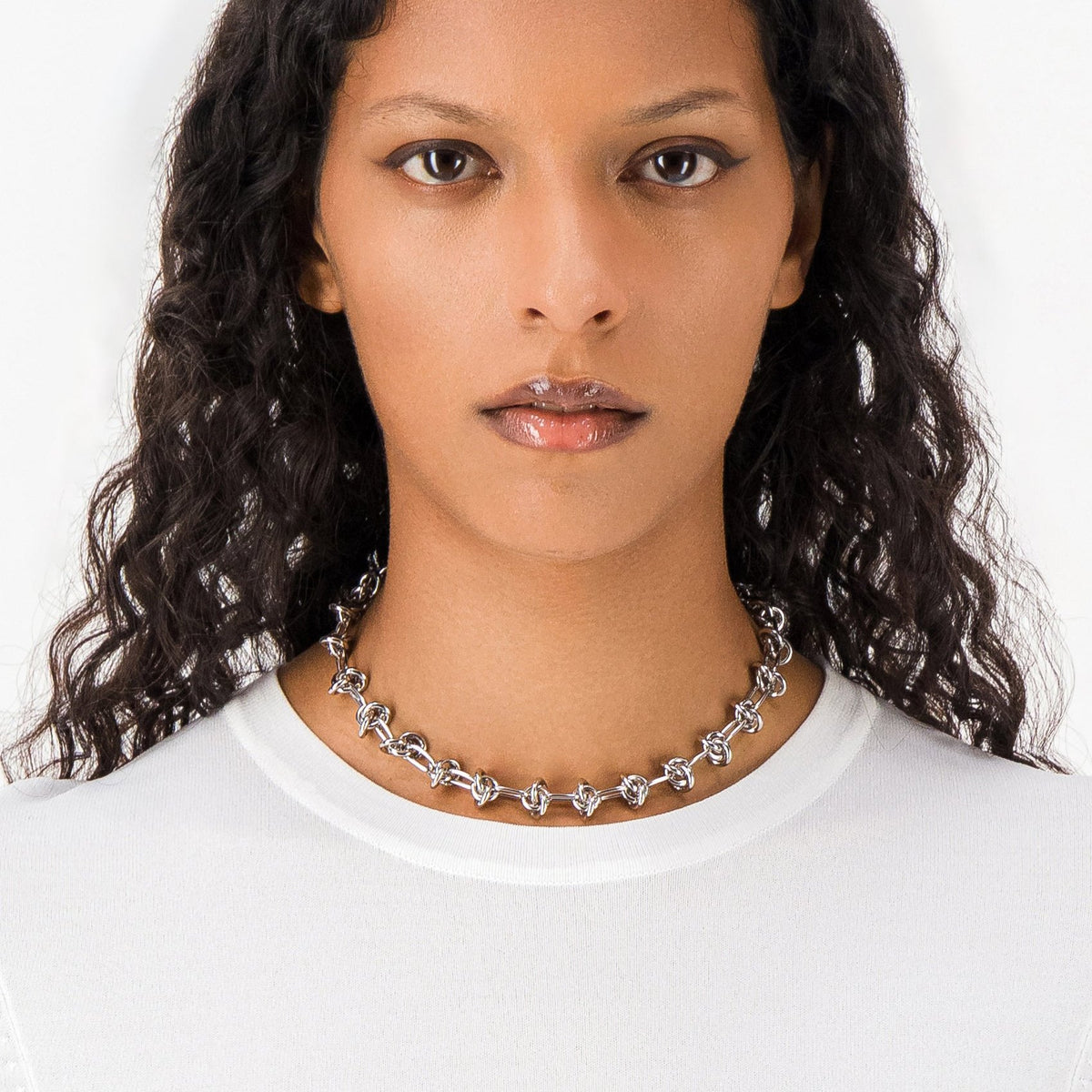 Justine Clenquet Daria Choker - Palladium