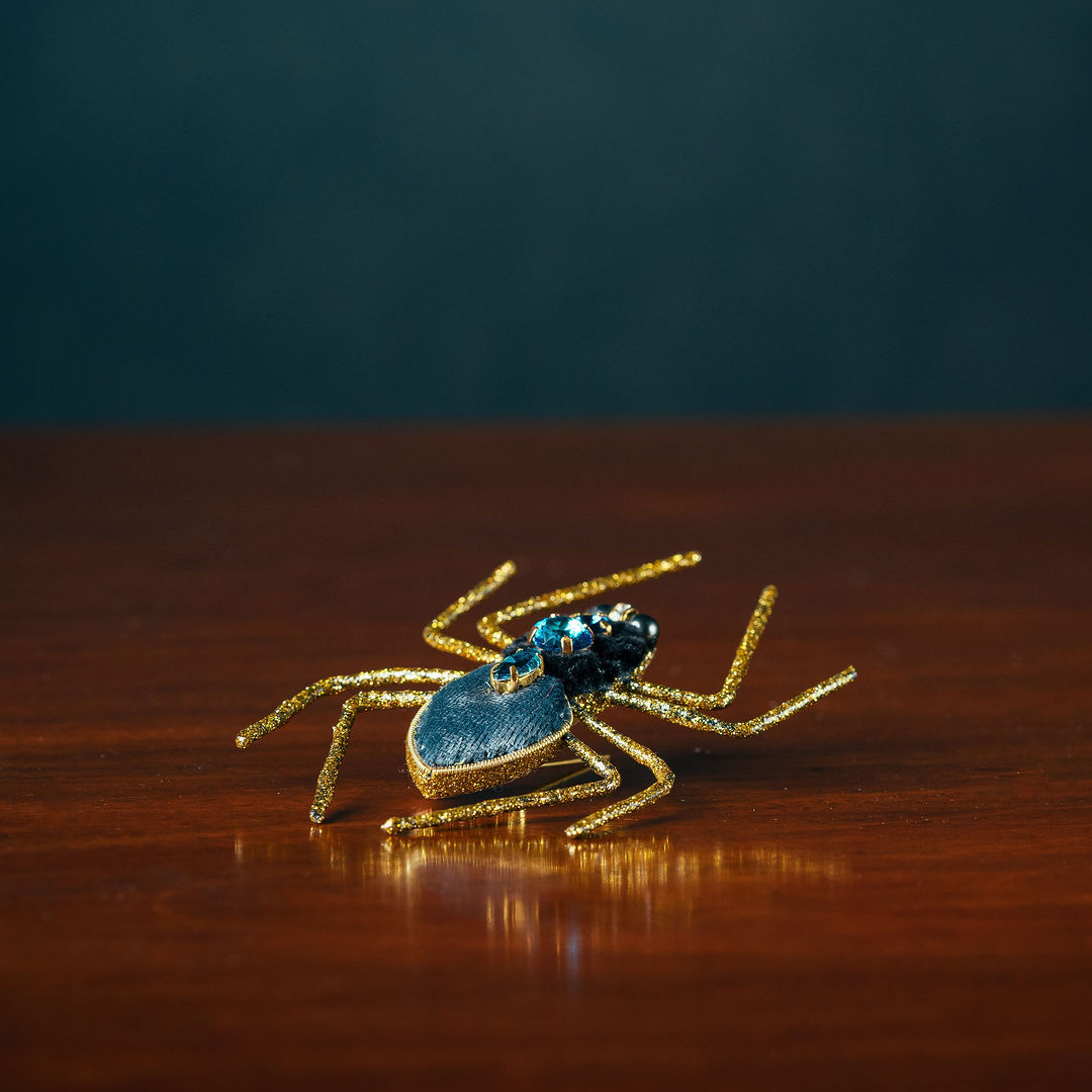 Broochella Men’s Femme Fatale Spider Brooch