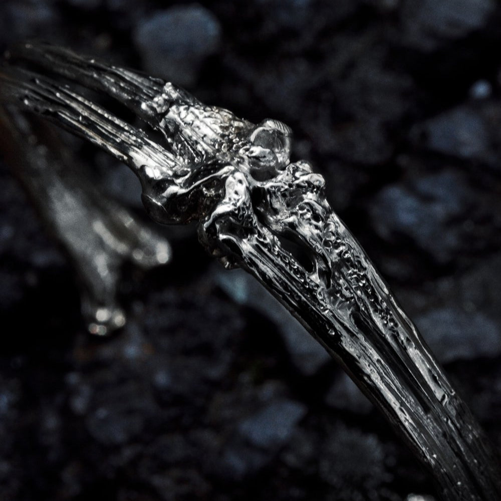 ÎMMØRTALË Argentum Bone Cuff Silver