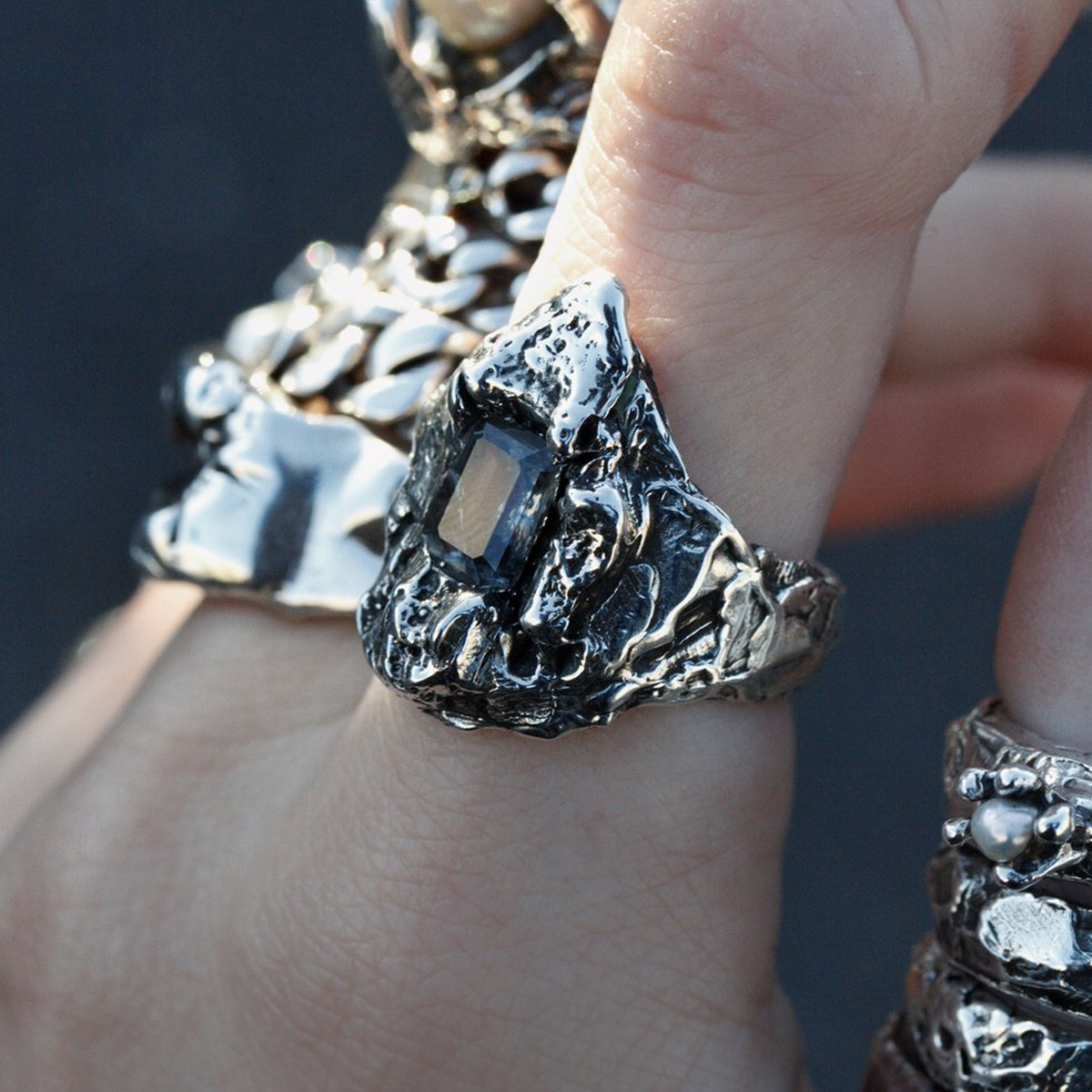 ÎMMØRTALË Carbon Atoms Ring