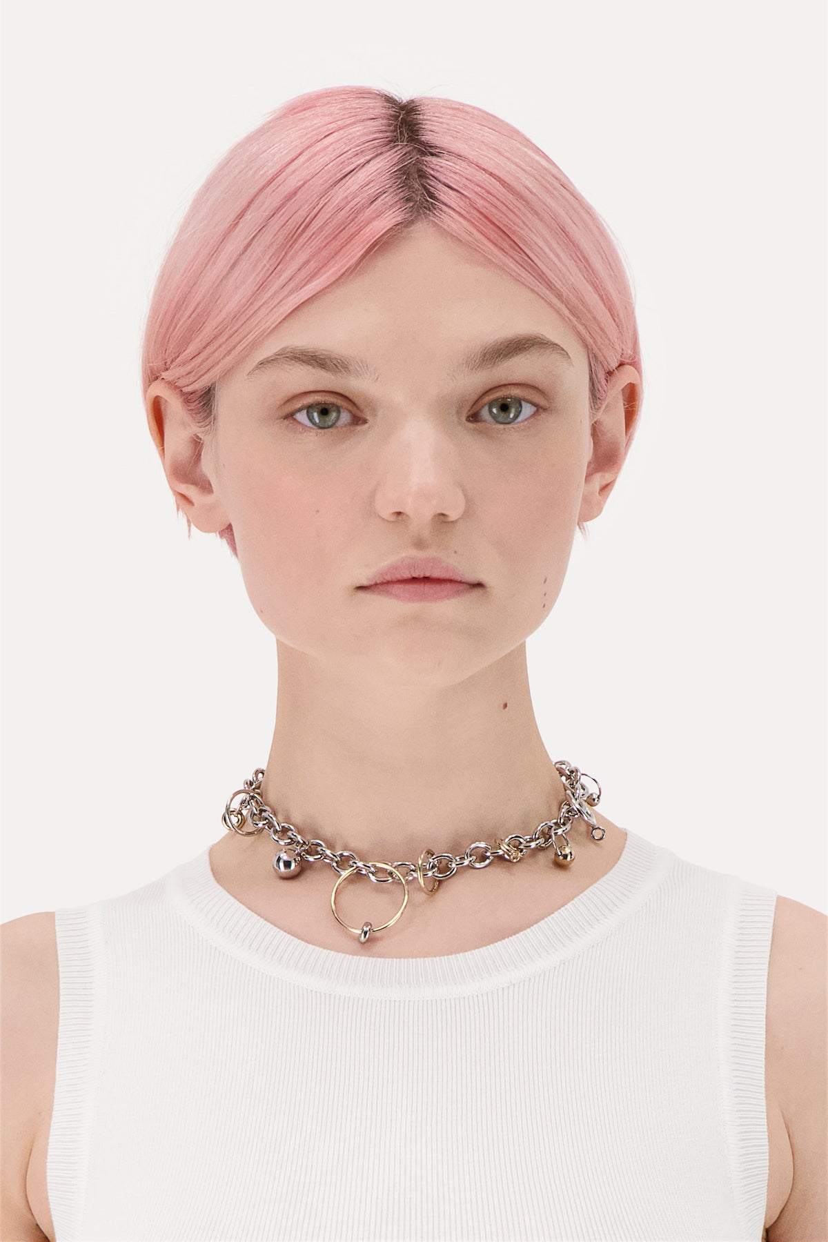 Justine Clenquet Joe Choker