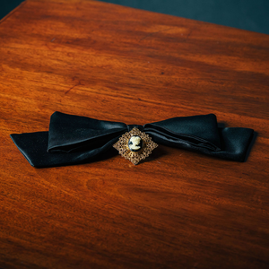 Broochella Camée Royale – Black Satin Bow with Ornate Cameo Brooch