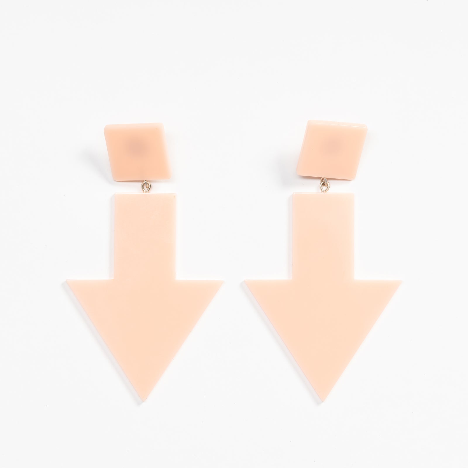 Alexandra Blak Lucite Arrow Earrings Peach