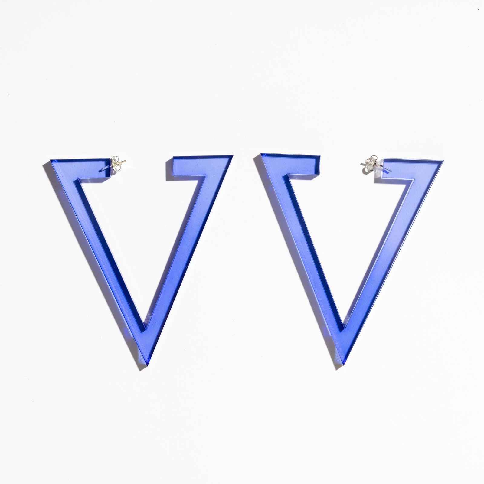 Alexandra Blak Lucite Arki Earrings Blue