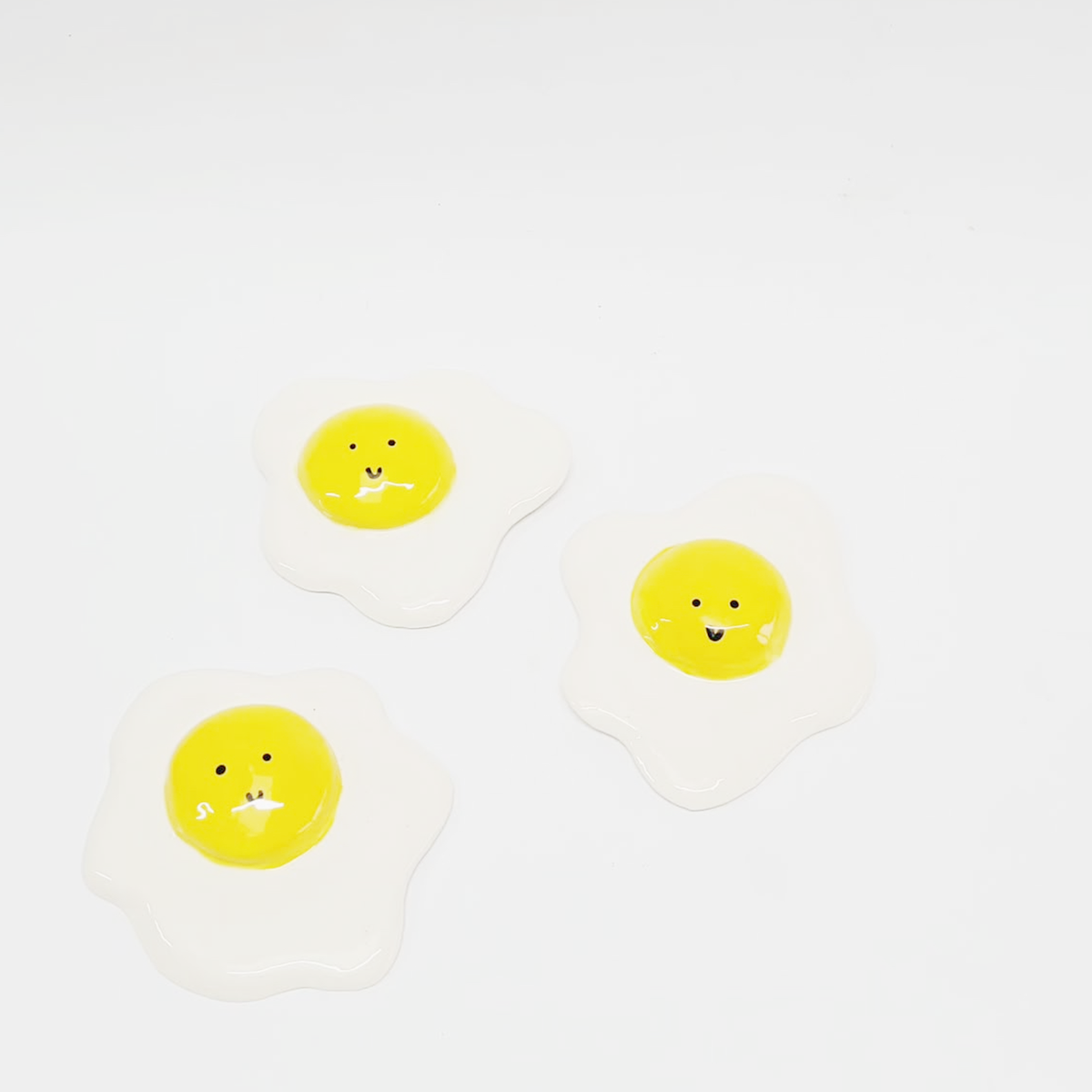 AmUsing Clay Happy Fried Egg