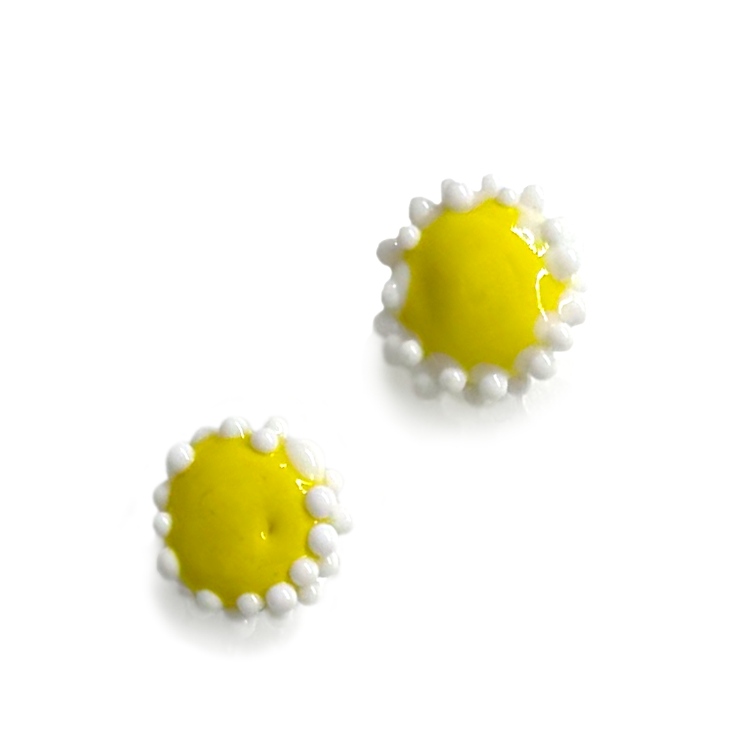 Henschke Jewellery Upsy Daisy Stud - Yellow/White