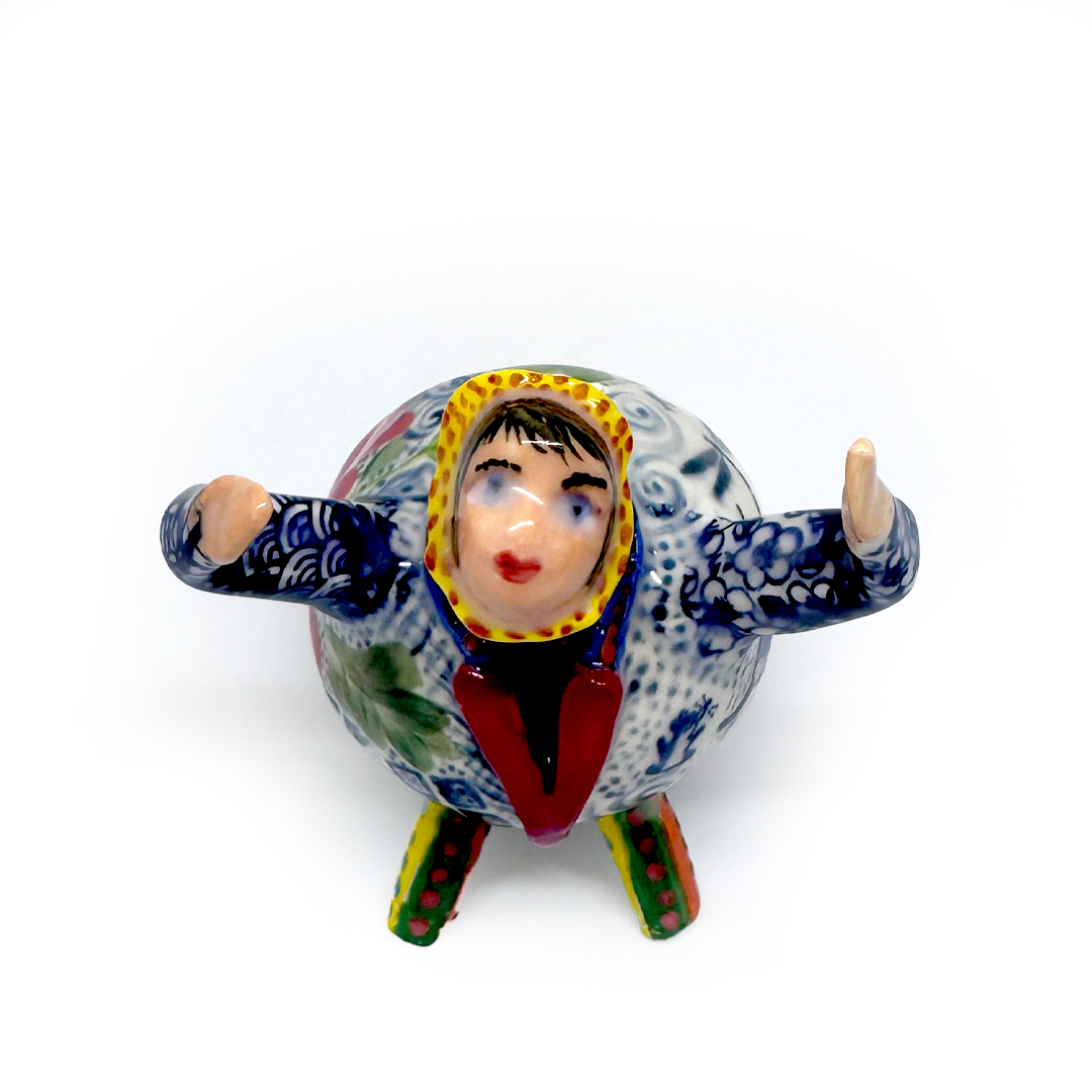 Linda Cheok Anthropomorphic Vase 03