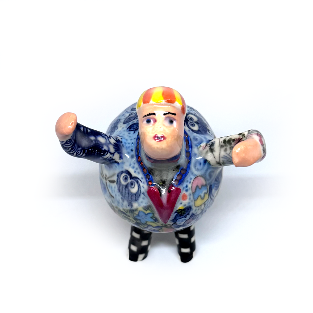 Linda Cheok Anthropomorphic Vase 06