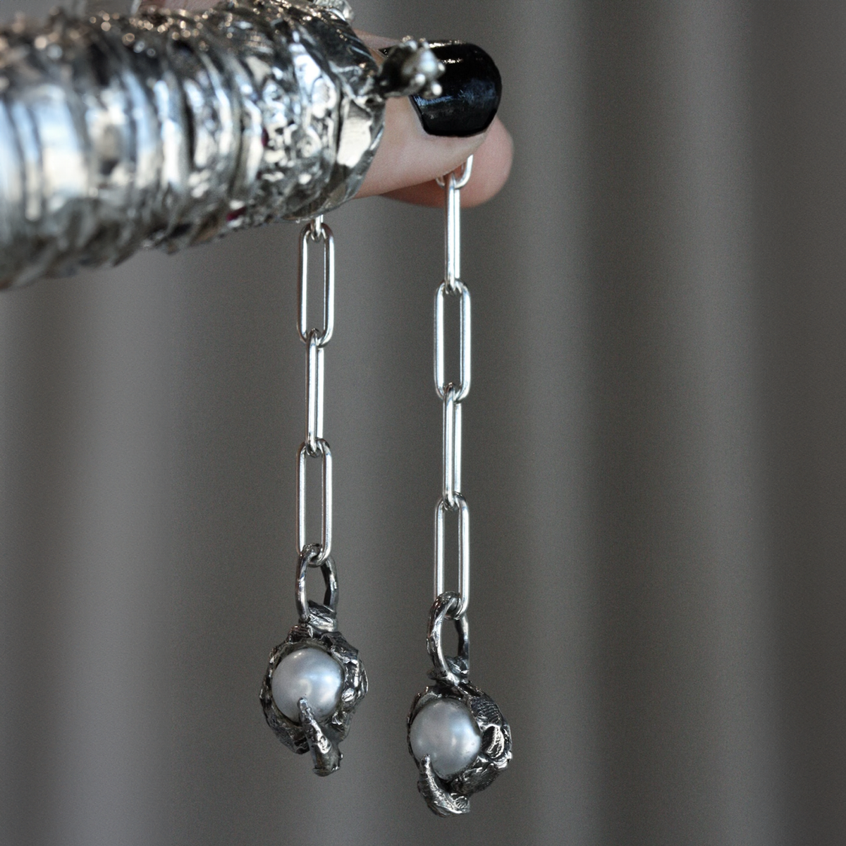 ÎMMØRTALË Ursae Earrings