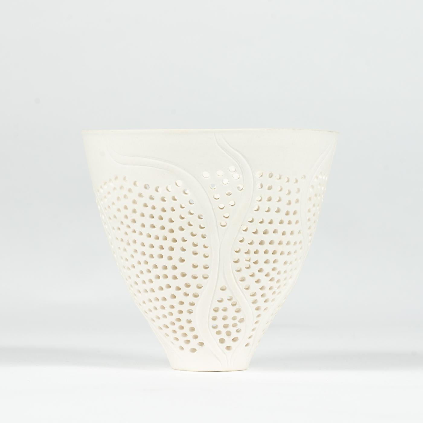 Dariya Ceramics Pierced Bowl Water Pattern