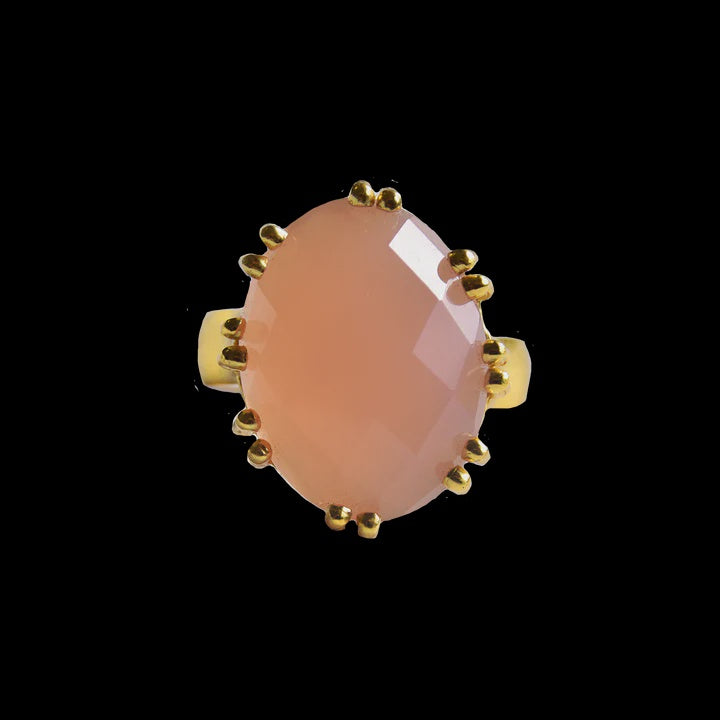 Bianca Ring Pink Chalcedony